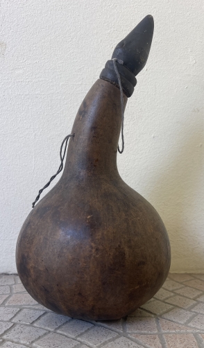 kenya_ou_soudan_gourde_turkana_meru_calebasse_evidee