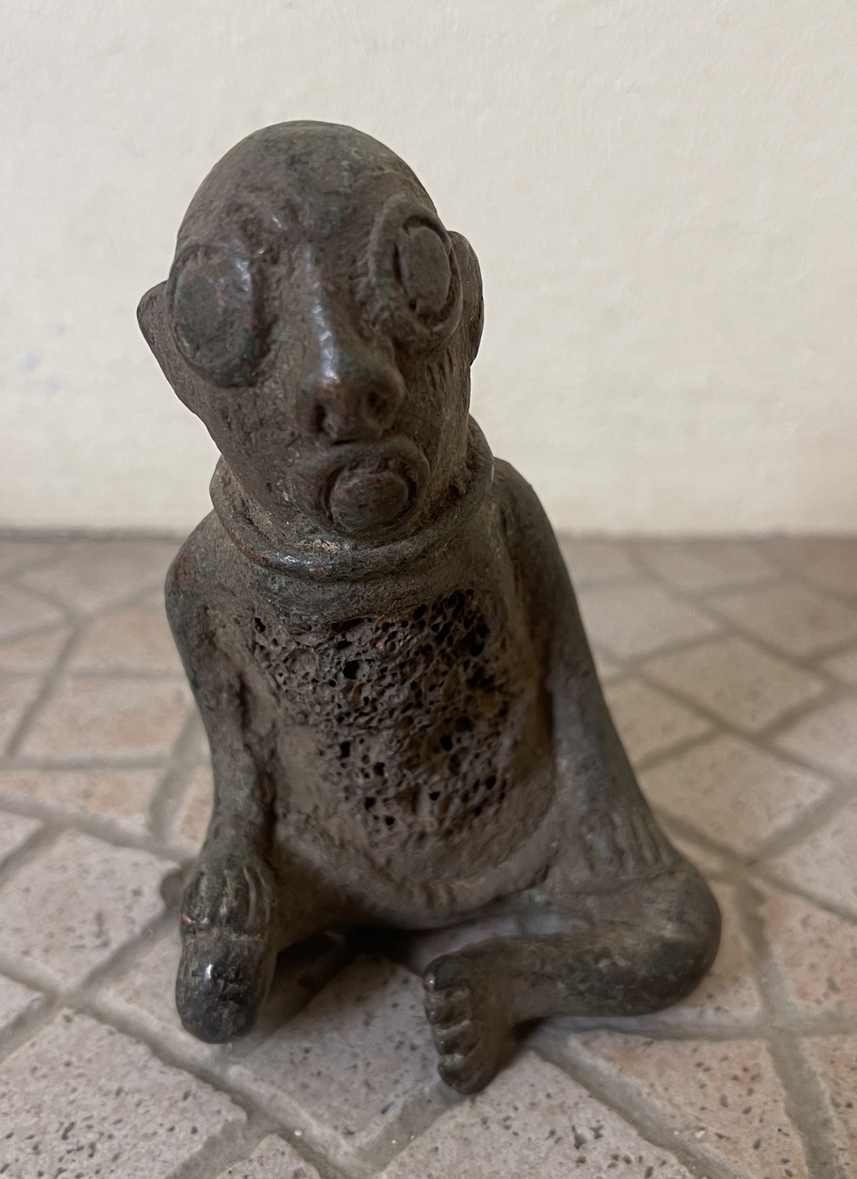 art_premier__statuette_bronze__tikar_cameroun__h_10,8_cm__afrique__animisme_animiste