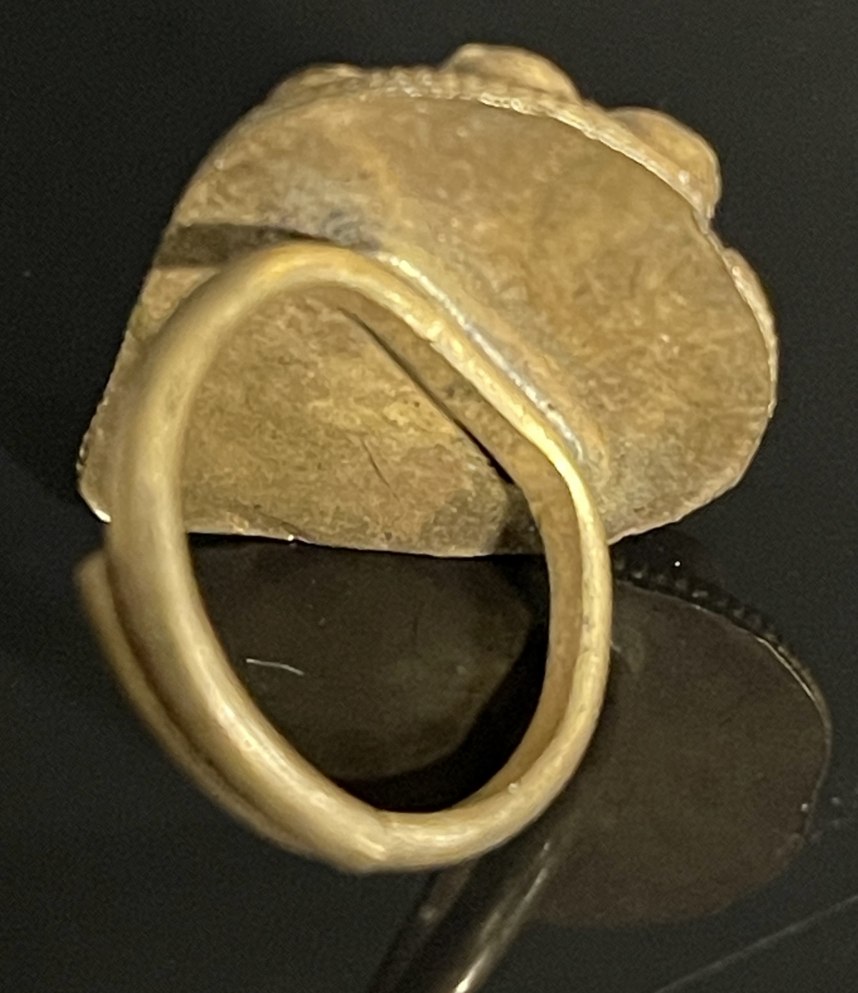 afghanistan_bague_vers_1960_bijoux_ethnique_afganistan_rouge_et_bleu