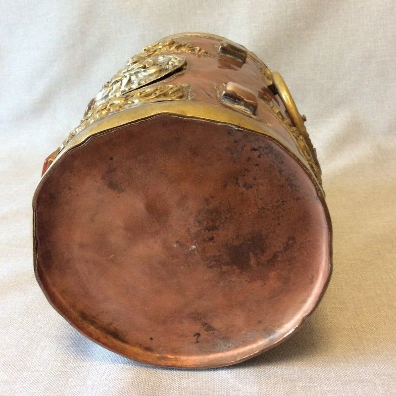 grand_pot_rituel_a_encens_de_ceremonie_bouddhisme_bouddhiste_