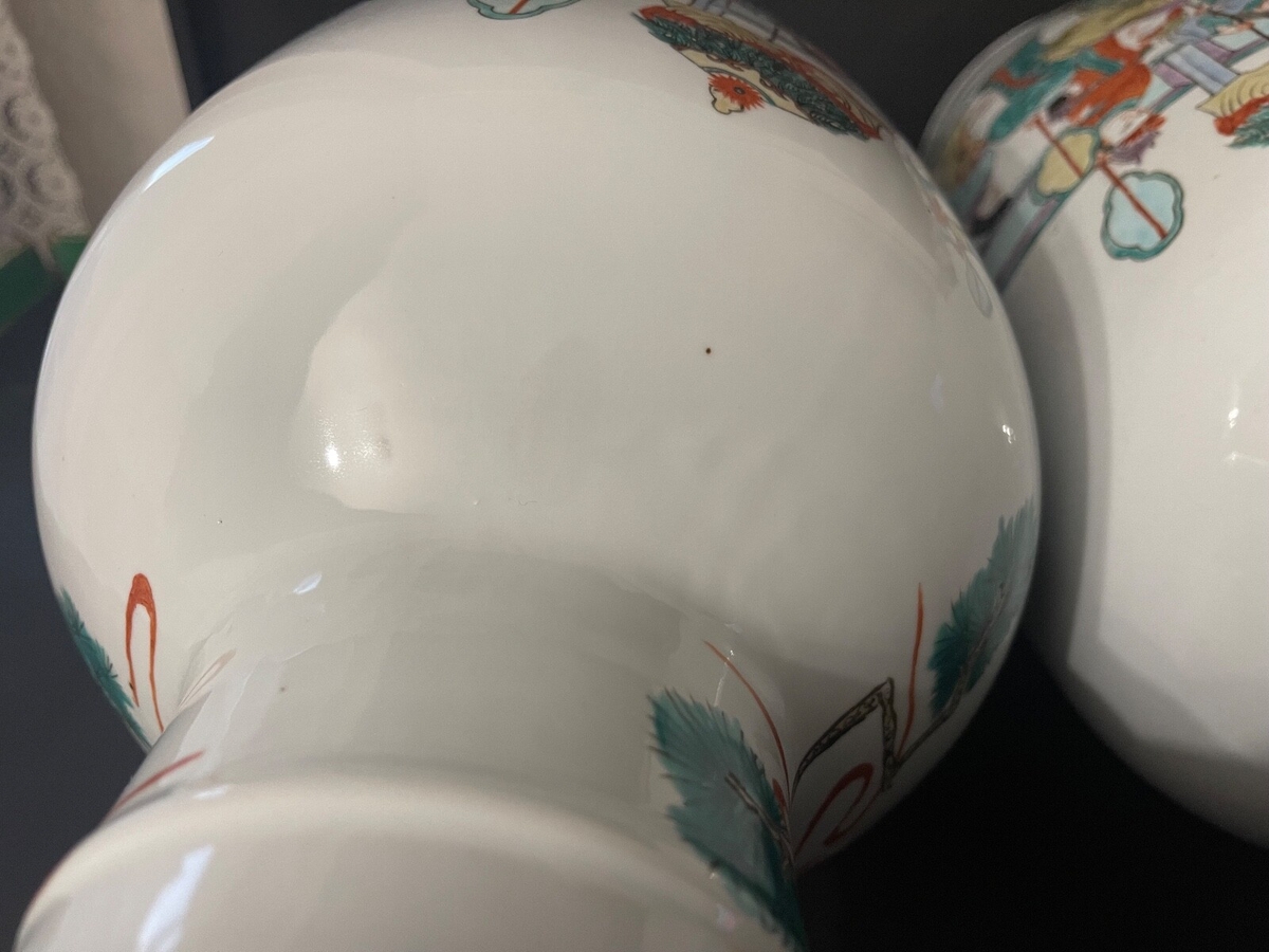 pair_chinese_qing_guangxu_porcelain_vases_polychrome_court_scene_xixth